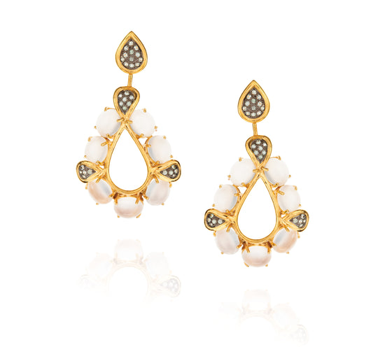 925 Silver Earring Plated in 18K Yellow Gold with Moonstone & Green Sapphire